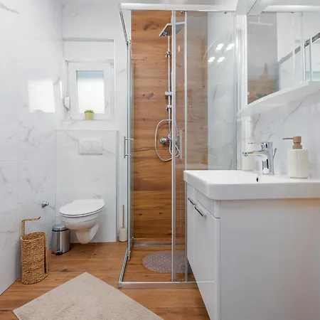 Lovely In With Wifi Apartament Povljana