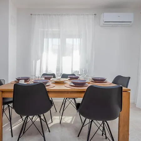 Lovely In With Wifi Appartement